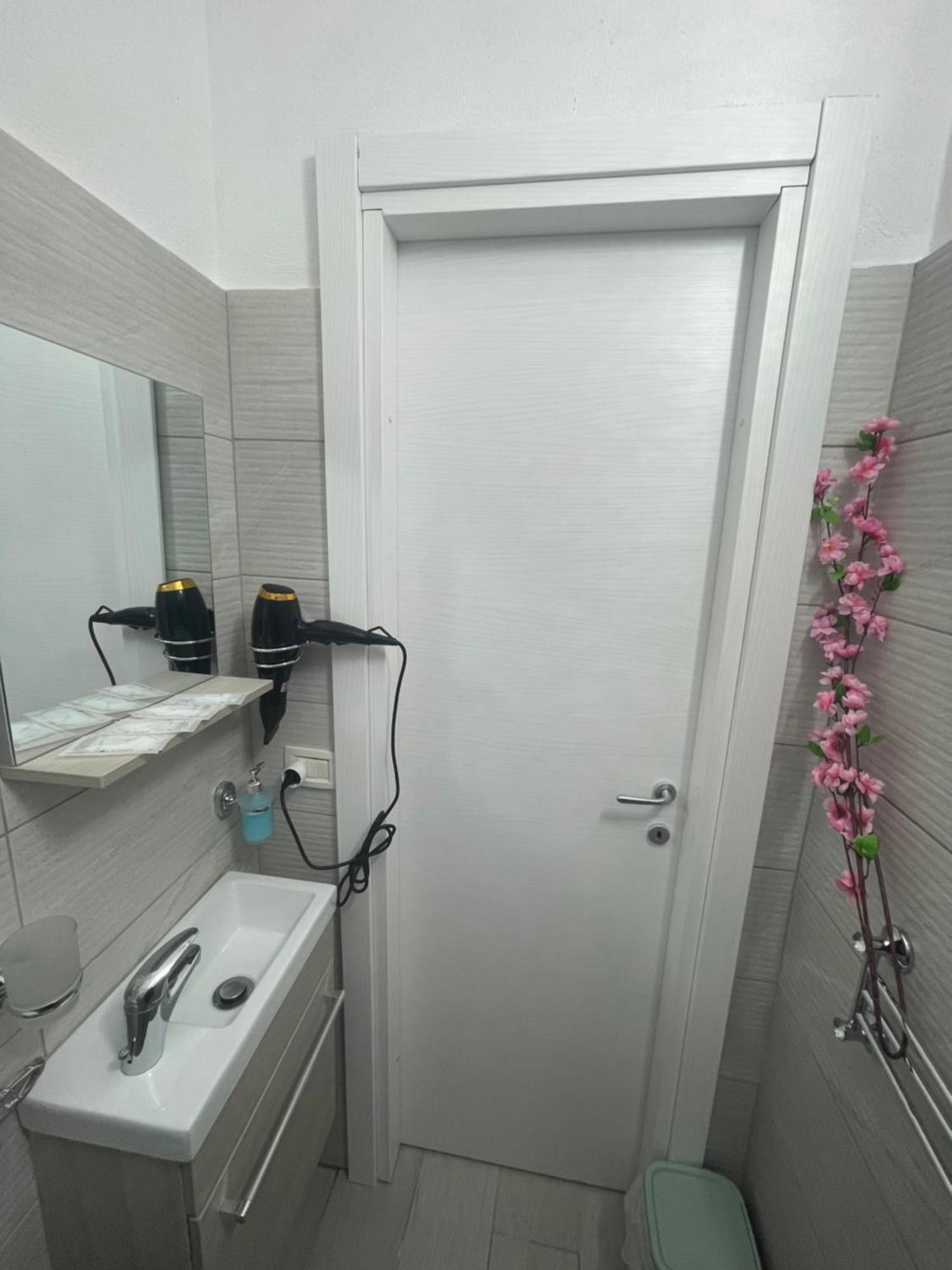 Вилла Titti House Неаполь Экстерьер фото